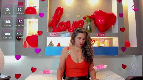 Cinthya  online show from February 16, 2025, 12:43 pm