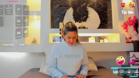 Cinthya  online show from September 9, 2025, 12:15 pm