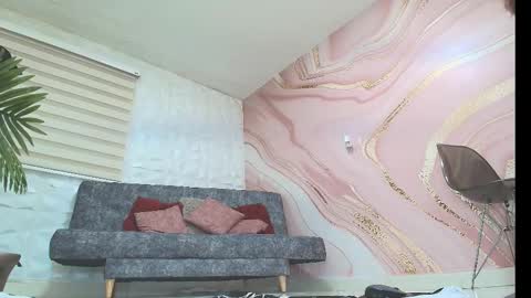 Snapshot of cintiagreyx chatting on February 21, 2025, 2:48 pm CINTIA online show from February 21, 2025, 2:48 pm