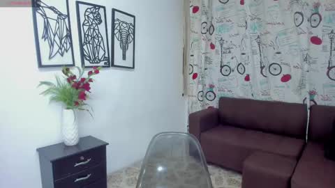 Snapshot of cintiagreyx chatting on February 26, 2025, 11:30 am CINTIA online show from February 26, 2025, 11:30 am