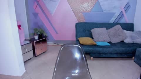 Snapshot of cintiagreyx chatting on December 1, 2025, 12:21 pm CINTIA online show from December 1, 2025, 12:21 pm