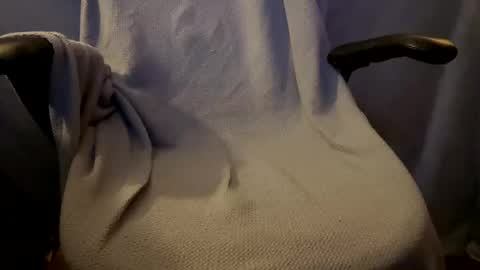 Snapshot of circlejerkslutt chatting on February 7, 2025, 7:38 pm join the circle online show from February 7, 2025, 7:38 pm