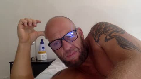 . online show from January 22, 2025, 10:37 pm