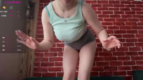 citrusblissss online show from November 27, 2025, 3:41 am