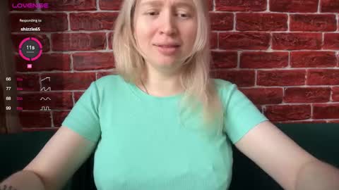 citrusblissss online show from December 5, 2025, 3:59 am