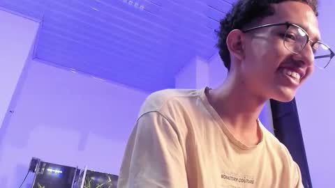 cj_davis1 online show from December 5, 2025, 1:03 am