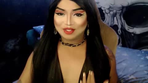 QUEEN CESS online show from January 9, 2026, 2:42 pm