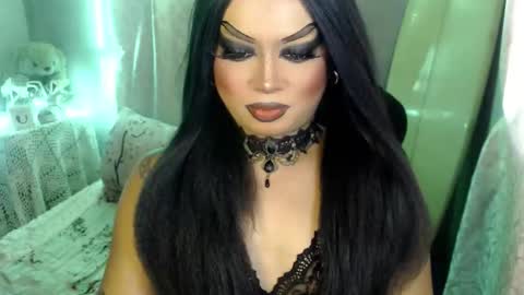 QUEEN CESS online show from June 11, 2026, 4:54 am