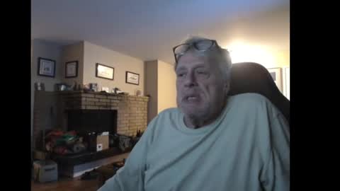 Snapshot of cjscout chatting on December 11, 2024, 12:02 am cjscout online show from December 11, 2024, 12:02 am