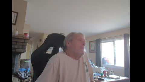 Snapshot of cjscout chatting on October 6, 2025, 7:00 pm cjscout online show from October 6, 2025, 7:00 pm