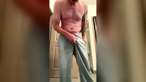Snapshot of ckone978 chatting on May 21, 2026, 1:45 am ckone978 online show from May 21, 2026, 1:45 am