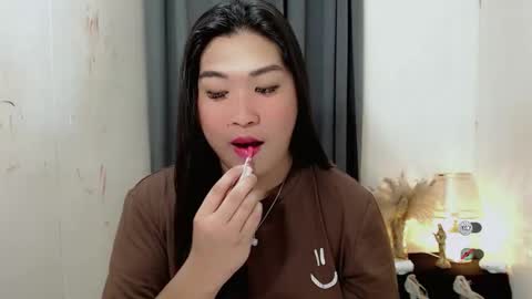 CLAIRE online show from September 16, 2025, 4:46 am