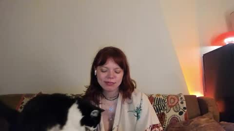 Snapshot of clancyosbourne chatting on January 28, 2025, 8:47 pm Clancy online show from January 28, 2025, 8:47 pm