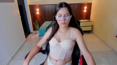 C L A R A  online show from February 19, 2026, 7:21 pm