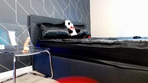 Snapshot of clarabarness15 chatting on February 24, 2026, 8:23 am clarabarness15 online show from February 24, 2026, 8:23 am