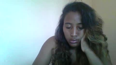 Clarah0123 online show from March 6, 2025, 7:36 am