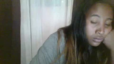 Clarah0123 online show from October 25, 2025, 6:57 pm