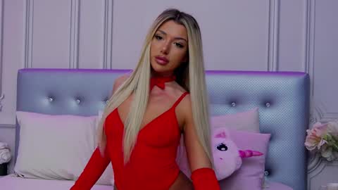 ClaraHazel online show from December 25, 2024, 4:44 am