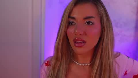 ClaraHazel online show from January 8, 2026, 4:26 am