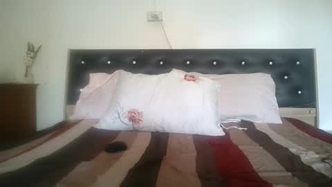 claralafontaine online show from April 9, 2026, 9:26 am