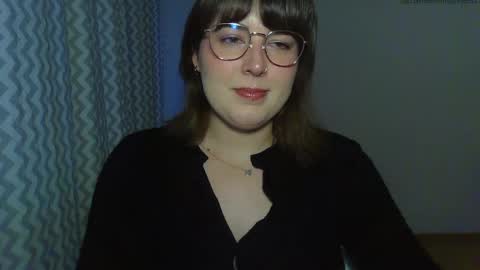 Clara online show from May 7, 2026, 5:18 pm