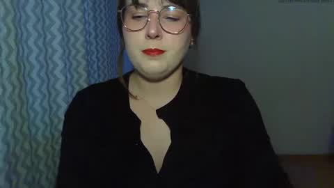 Clara online show from May 18, 2026, 6:03 pm