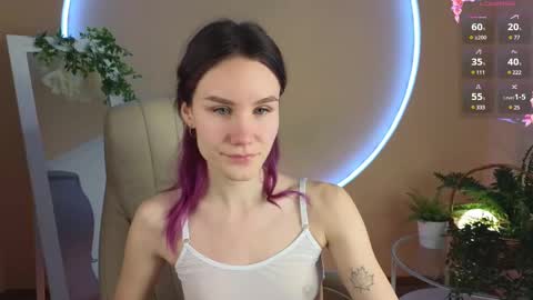 Snapshot of clare_ff chatting on March 12, 2025, 4:56 pm Claire online show from March 12, 2025, 4:56 pm