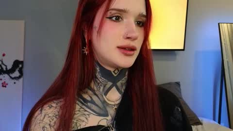 Snapshot of clarewoods chatting on January 18, 2026, 6:17 am Sophie online show from January 18, 2026, 6:17 am