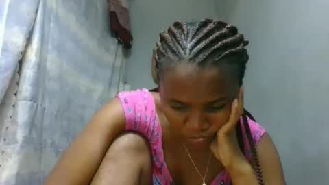 clarisse98 online show from December 23, 2025, 10:46 am