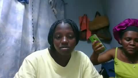 clarisse98 online show from January 6, 2026, 4:54 pm