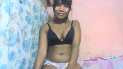 clarissezz online show from June 8, 2026, 1:44 pm