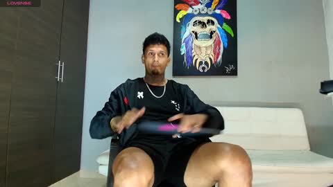 Snapshot of clark__ken chatting on January 18, 2025, 12:47 pm Juanpaindependent model online show from January 18, 2025, 12:47 pm