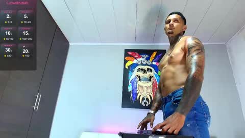 Snapshot of clark__ken chatting on February 24, 2025, 9:20 pm Juanpaindependent model online show from February 24, 2025, 9:20 pm