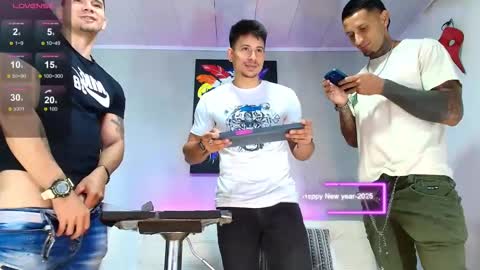 Snapshot of clark__ken chatting on February 25, 2025, 2:00 pm Juanpaindependent model online show from February 25, 2025, 2:00 pm