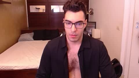 Snapshot of clarkslade chatting on October 15, 2025, 10:04 am ClarkSlade online show from October 15, 2025, 10:04 am