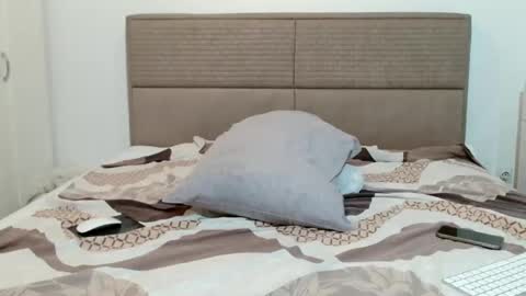 claudiacoxxx online show from February 20, 2025, 7:08 pm