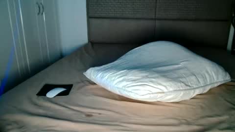 claudiacoxxx online show from November 20, 2025, 8:52 pm