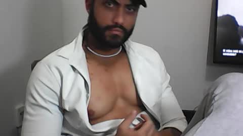 Clay online show from February 3, 2026, 6:40 am