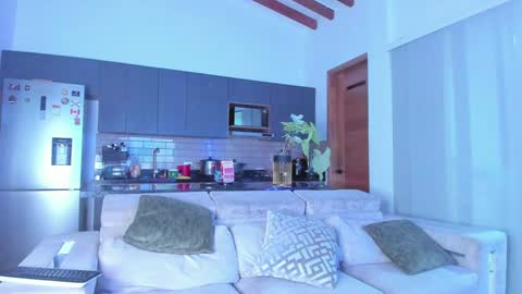 claytonburgues online show from February 7, 2025, 12:53 am