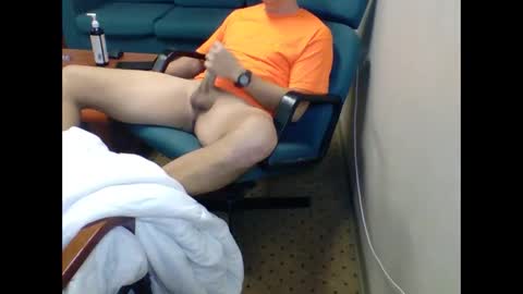 clayyalc2 online show from February 2, 2025, 11:32 pm