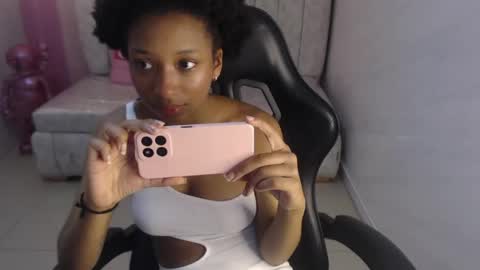 cleoo_s online show from June 9, 2026, 2:56 am