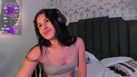 Cleopatra online show from January 12, 2025, 10:43 pm