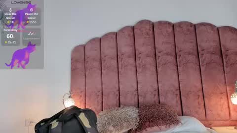 Cleopatra online show from March 5, 2025, 2:03 am