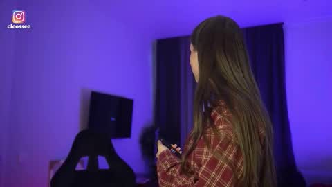 Cleo online show from March 5, 2026, 7:04 am