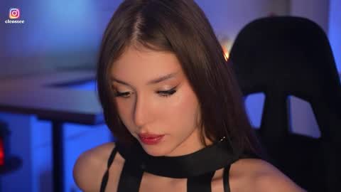 Cleo online show from April 19, 2026, 7:07 am