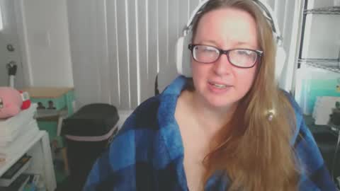 Kate online show from February 27, 2025, 3:37 pm