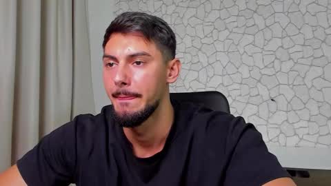 ClintMasterss online show from November 20, 2025, 8:03 am