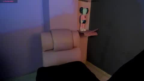 Snapshot of cloe_five chatting on February 11, 2025, 8:10 pm CLOE online show from February 11, 2025, 8:10 pm