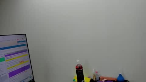 Cloe online show from November 7, 2025, 3:23 pm