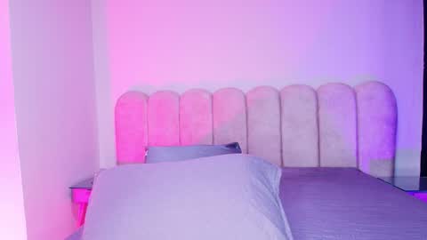 Cloe  Stanfort online show from December 22, 2025, 7:11 pm